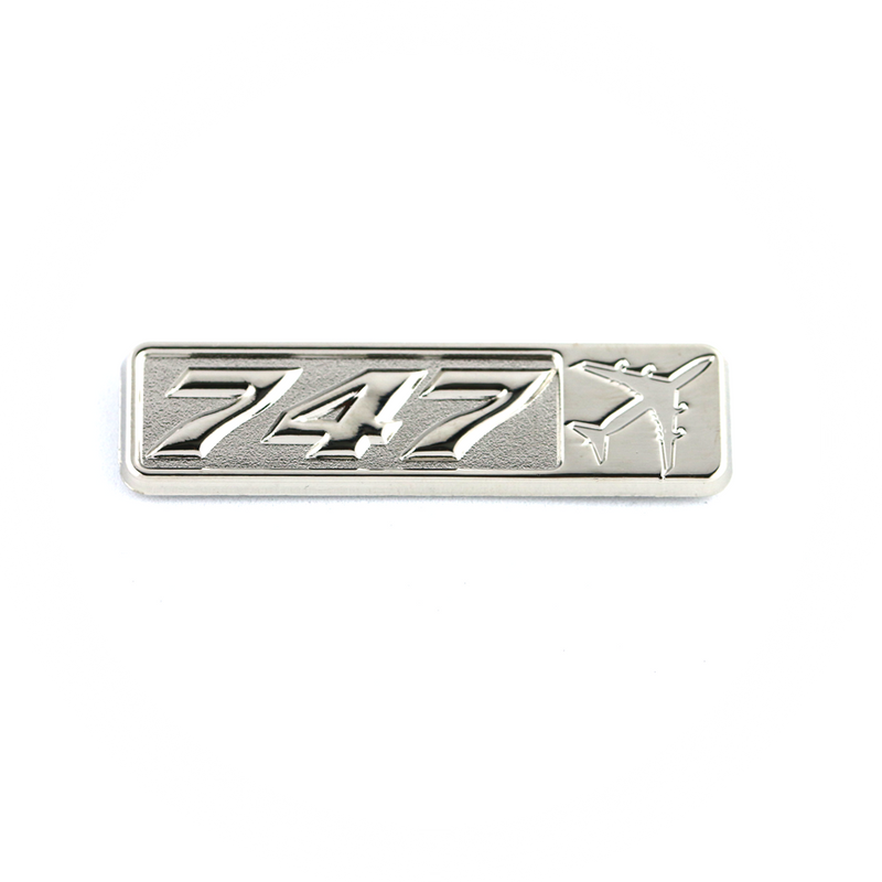 Pin Boeing 747 (rectangle with airplane silhouette)
