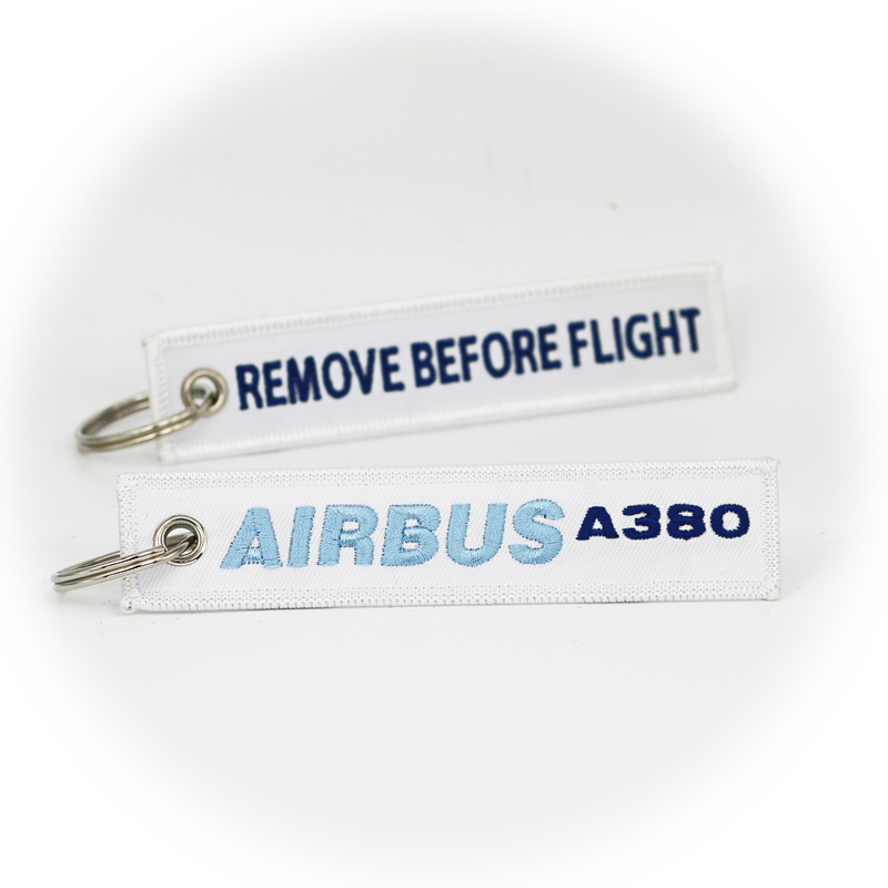 Keyring Airbus A380 / Remove Before Flight (white)