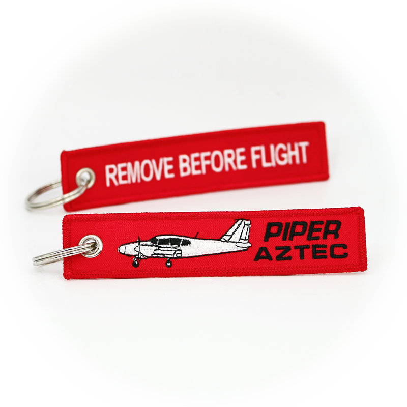 Keyring Piper Aztec PA-23 / Remove Before Flight