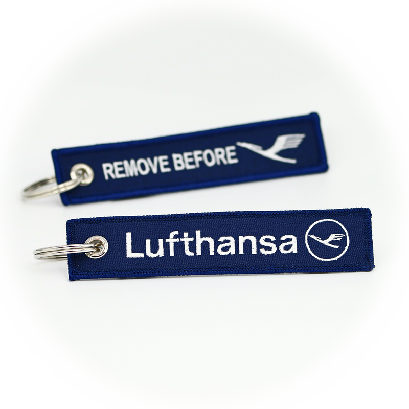 Keyring Lufthansa / Remove Before Flight (white/blue)