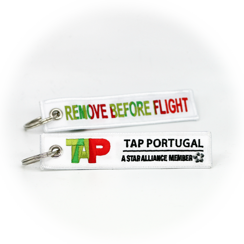 Keyring TAP Air Portugal / Remove Before Flight (white)
