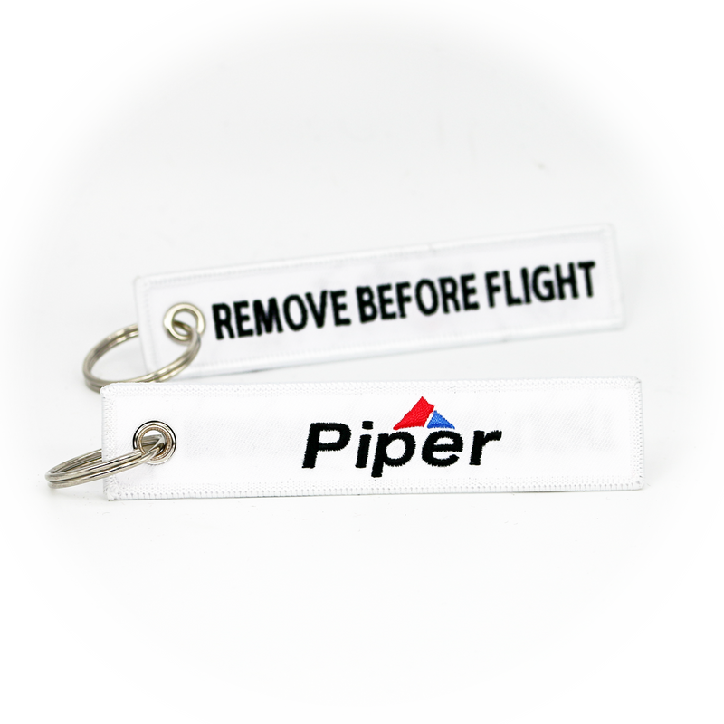 Keyring Piper Aircraft Company / Remove Before Flight (white)